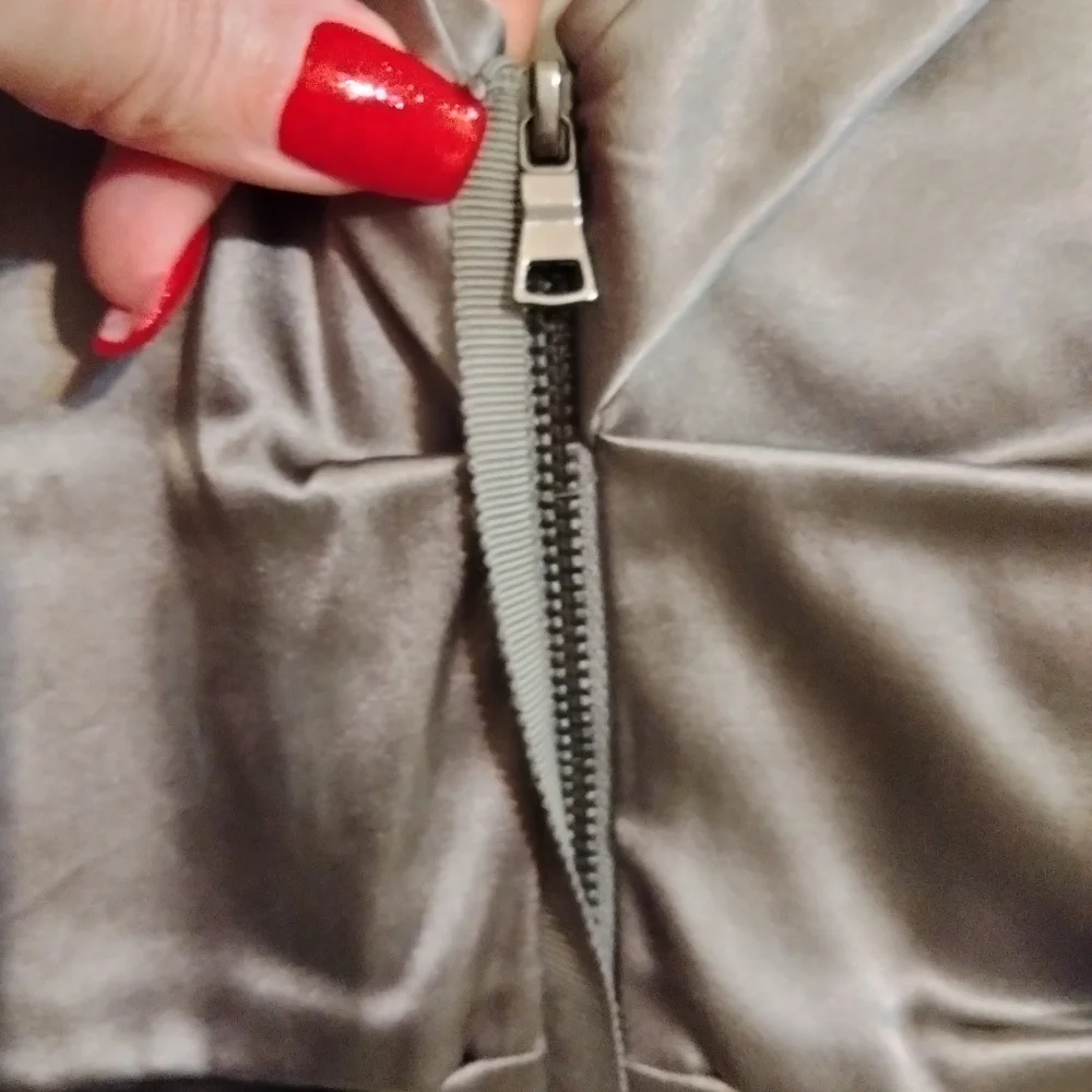 Sadie silver silk midi dress semi formal size 6 by Elie Tahari - Picture 9 of 10